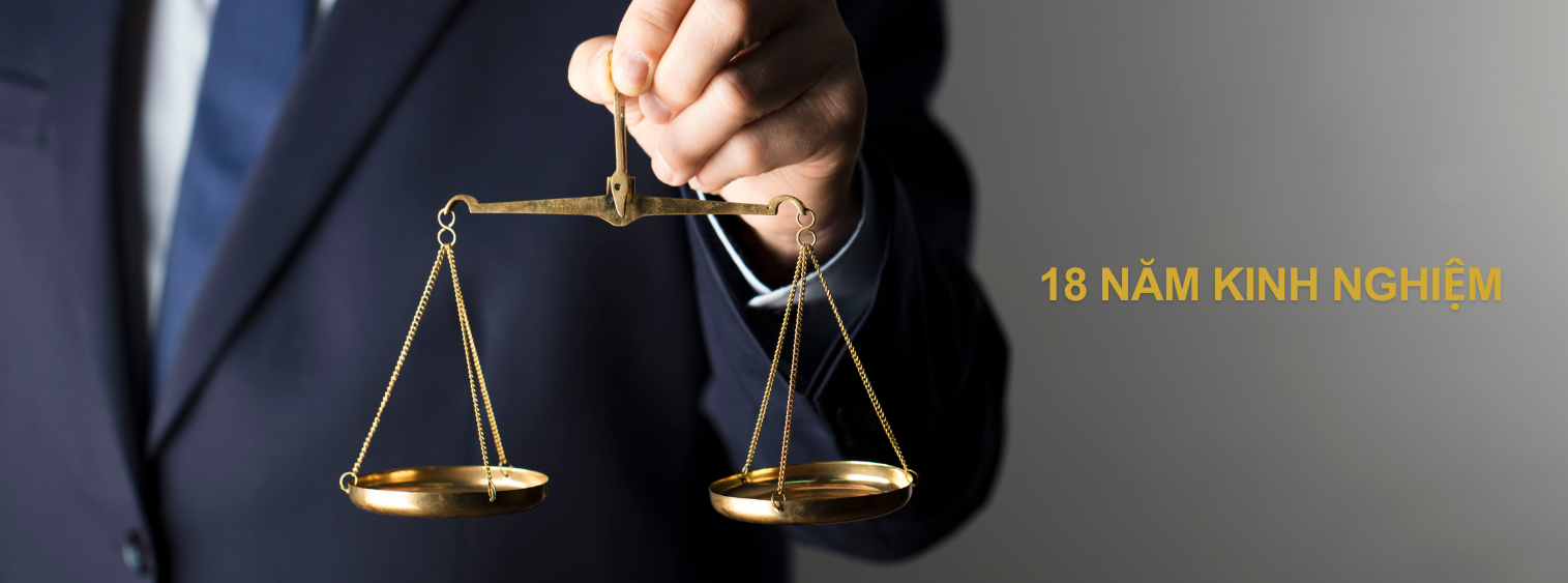 LUAT SU - 18 NAM KINH NGHIEM